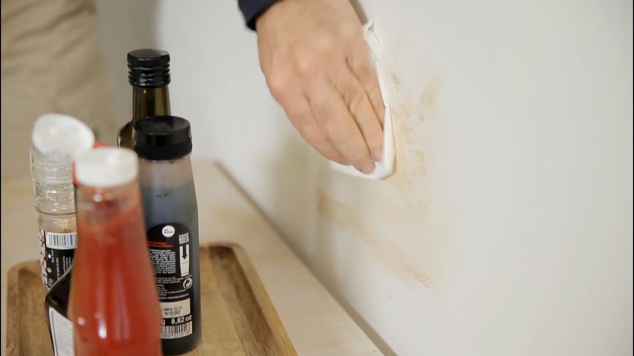 Elimina manchas de café de la pared
