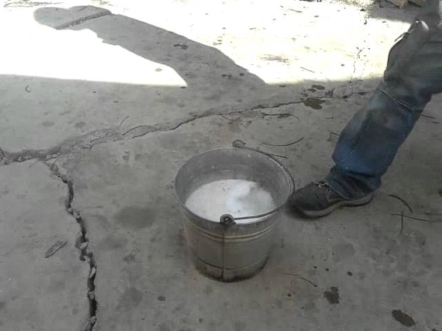 Proporción de sosa por litro de agua