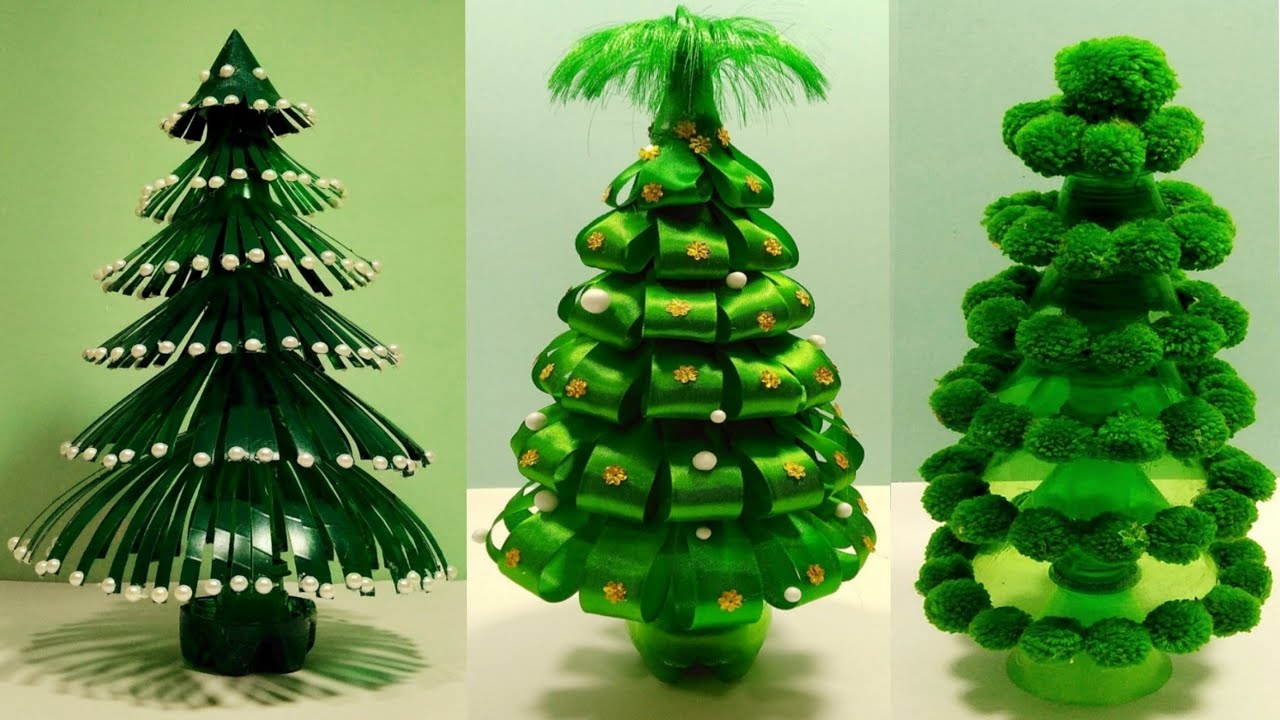 Navidad eco-friendly: árbol con botellas plásticas